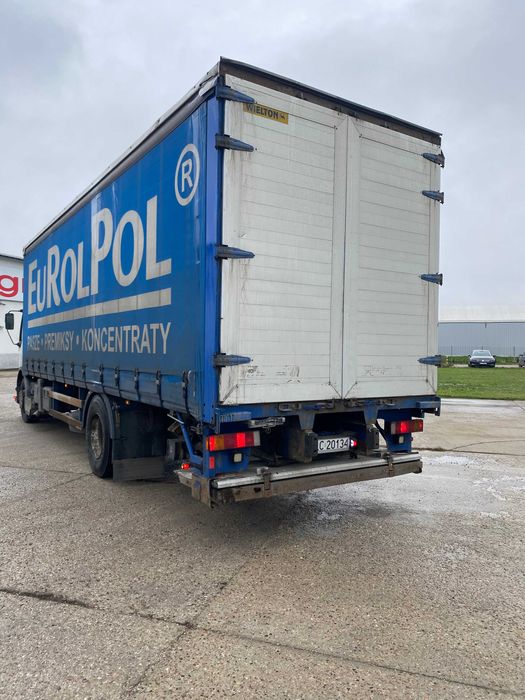 Renault Midlum 215  / Plandeka 9,5 m