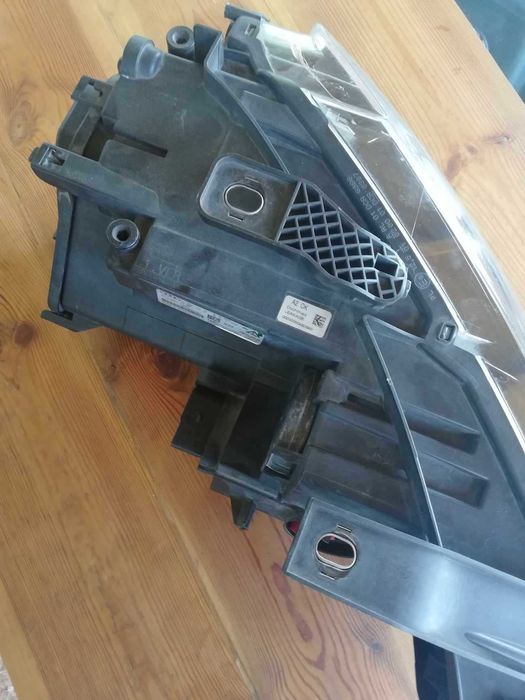 Lampa ledowa LEWA przód audi q3 Europejska 8U