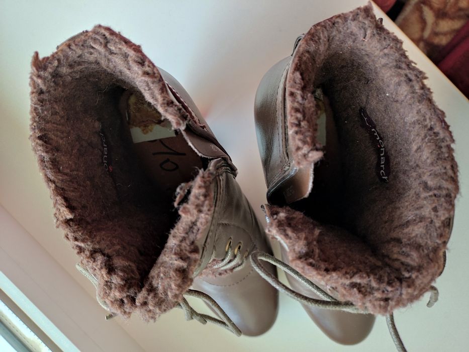 Стильные тёплые женские ботильоны , размер38  24см-24,5см