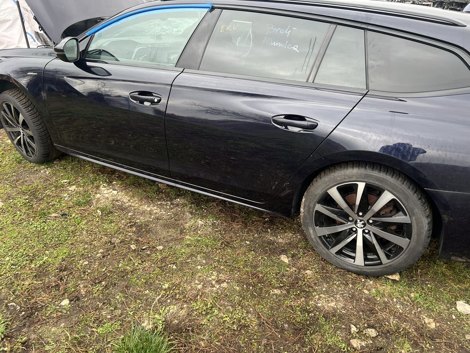 Peugeot 508 2018-2024р розбока крила двері .