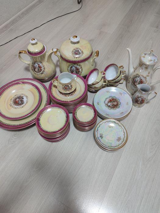 Два сервіза ГДР 62 предмета