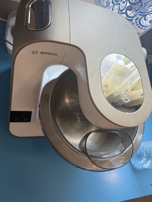 Acessorios para Bosch mum 5 ainda esta dentro de garantia da worten