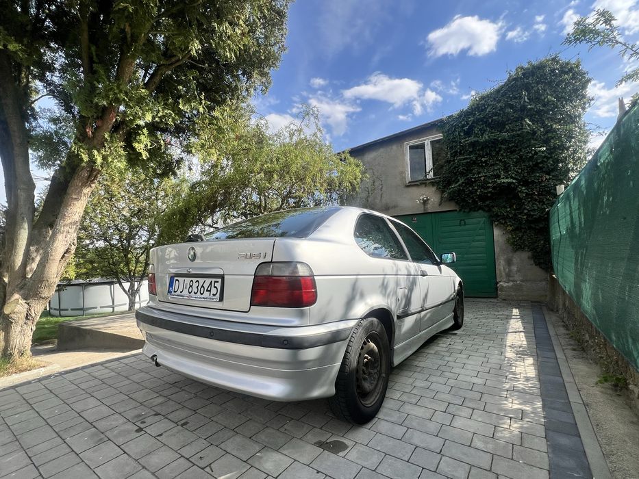 BMW e36 Compact 1,9