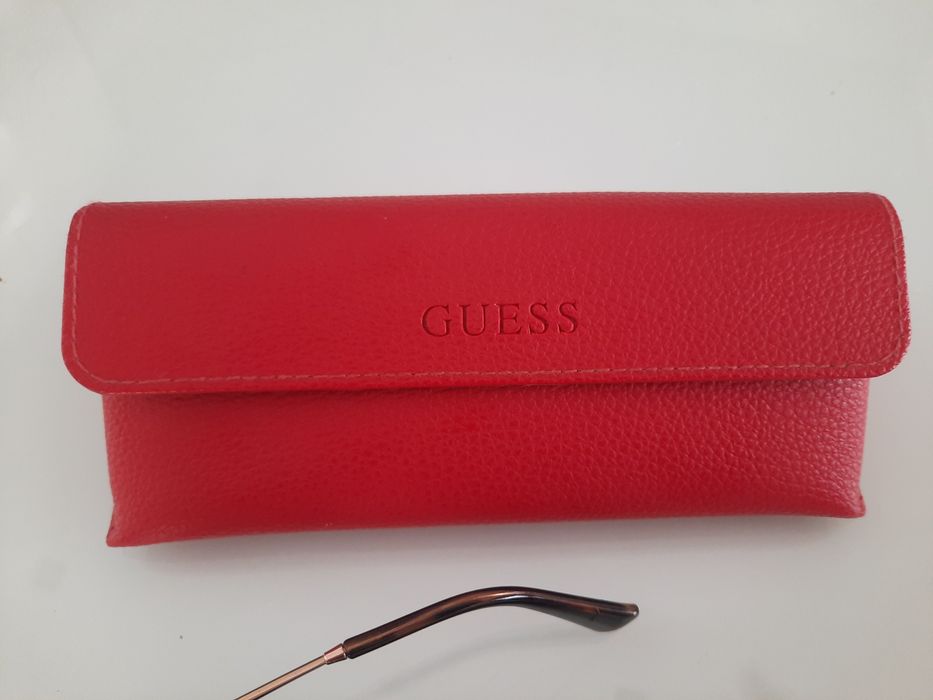 Óculos de sol Guess