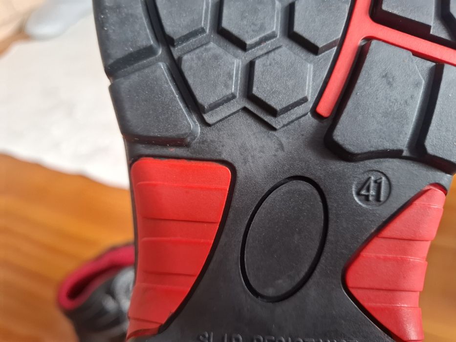 Sprzedam buty robocze