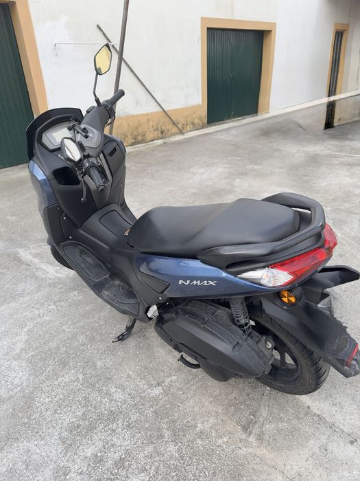 Moto Yamaha NMAX 125