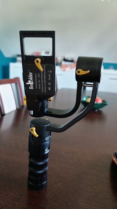 Gimbal aparatu,kamery  Ikan Beholder DS1