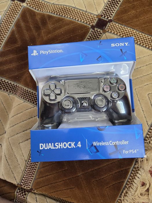 Джойстик для PlayStation 4