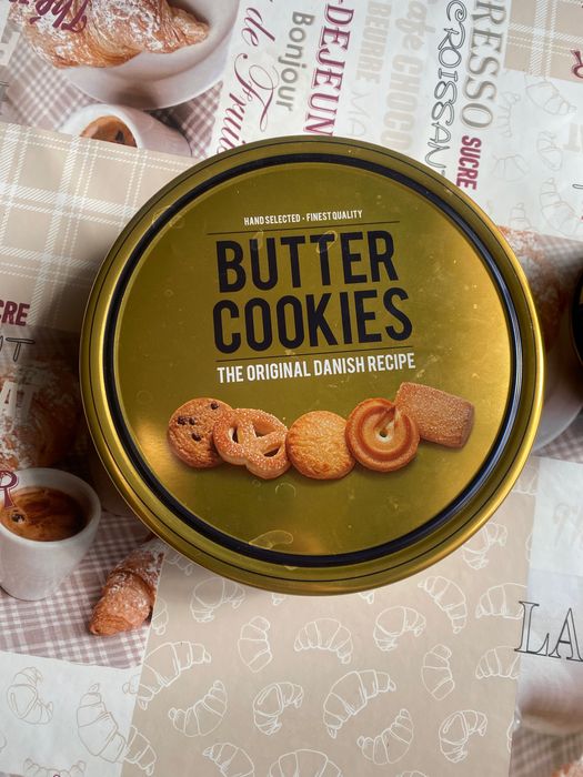 Банка жестяная , для печенья и конфет