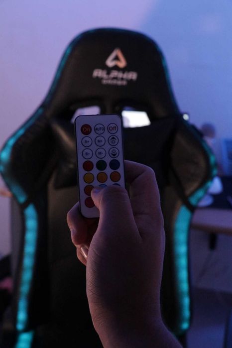 Oportunidade! Cadeira Gamer Alpha Gamer com Led