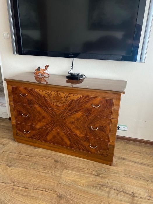 Komoda drewniana z szufladami