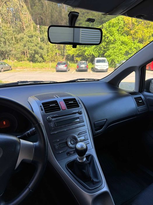 Vende-se Toyota Auris - 2009