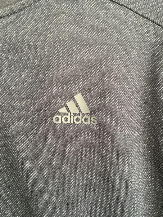 Casaco adidas como novo