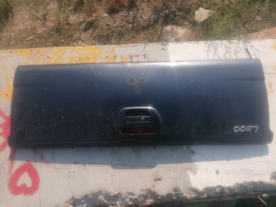 mitsubishi l200 кабіна  крило