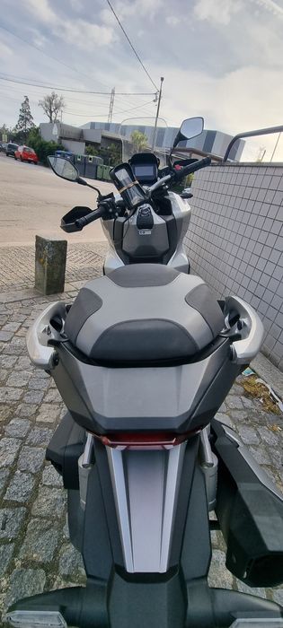Scooter Honda ADV 350