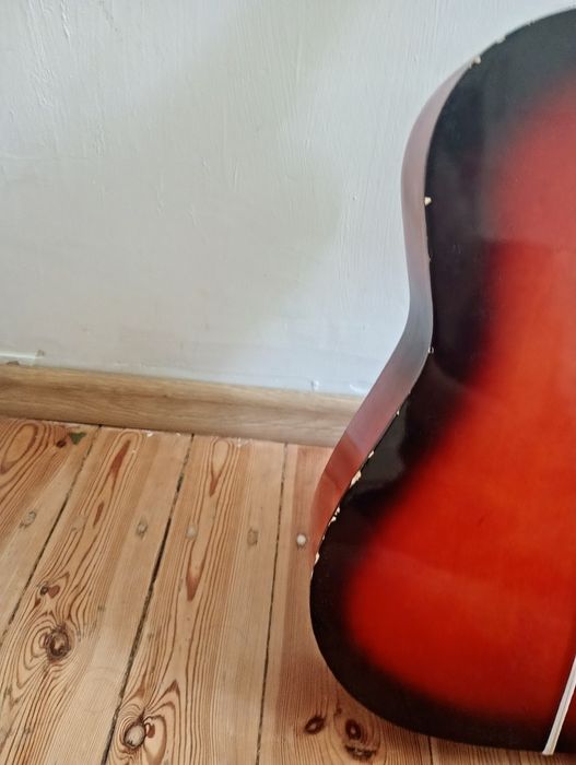 Gitara akustyczna