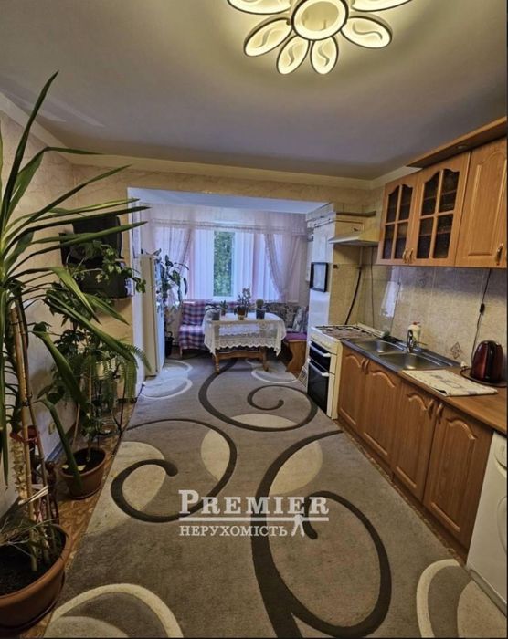 2-х кім Паркова,ремонт,меблі,техніка ,АОГВ 70м-57000 у.о