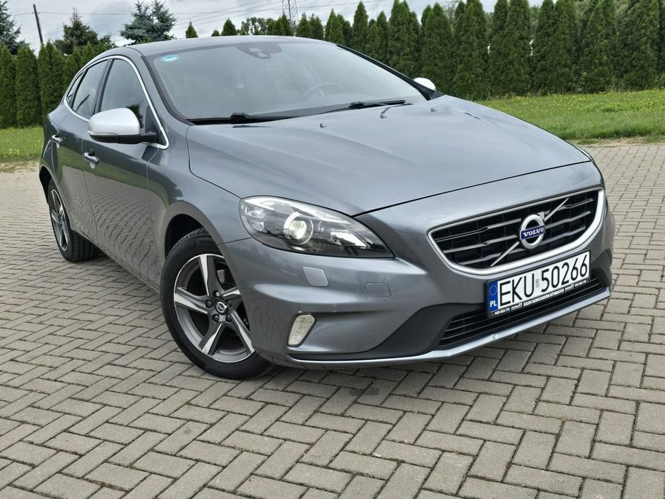 Volvo V40