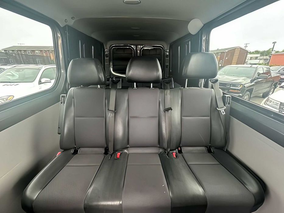 Mercedes-Benz Sprinter      2016