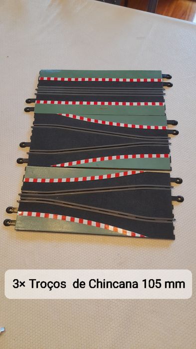 Pista de carros Scalaxtric (preço médio/ peça 2,6€- 57 peças