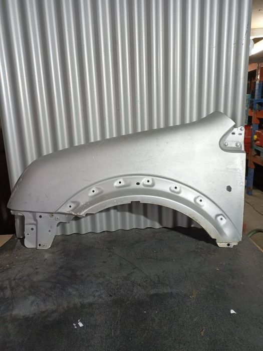 Guarda Lamas Ford Connect MK1 ESQUERDO  Cinza