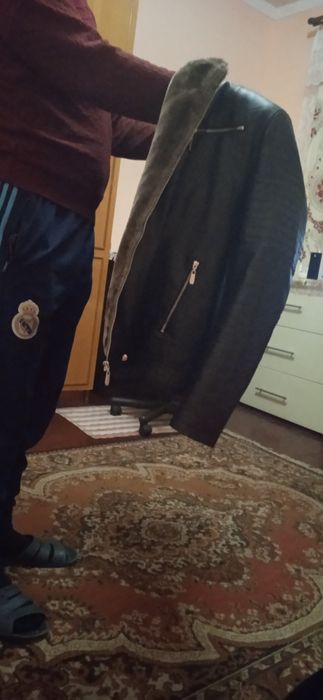 Продається куртка