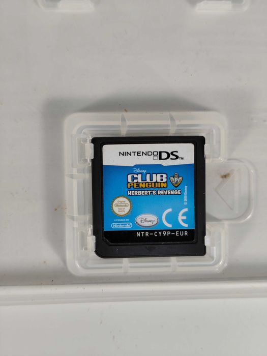 Club Penguin - Herbert's Revenge - Nintendo DS