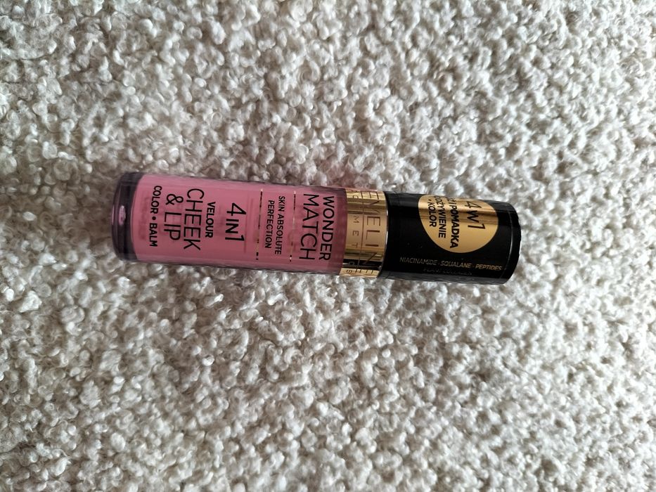 Eveline cosmetics róż w płynie 03
