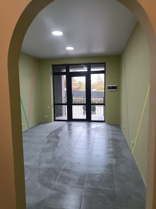 Оренда / продаж комерційного приміщення в ЖК " Сенсація"