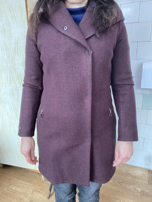 Пальто з кашеміру. Бордовий колір
