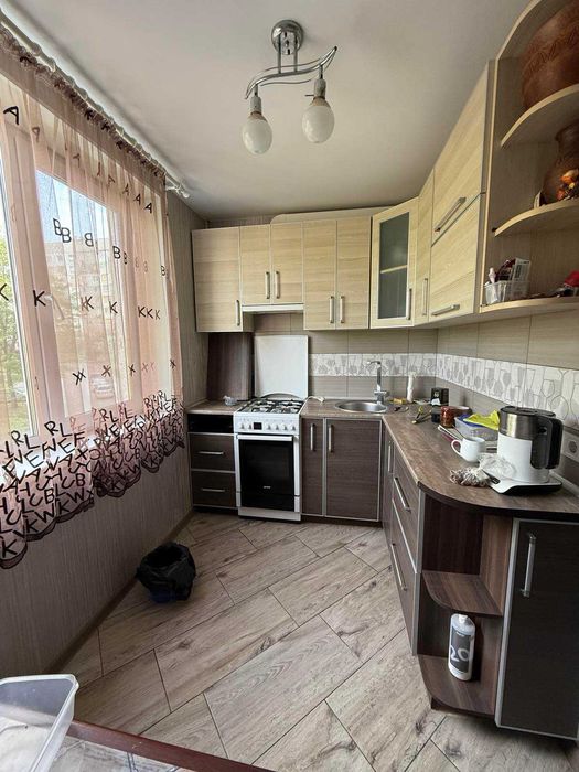 Продам 2-ком с ремонтом на Салтовке район ТРК Украина