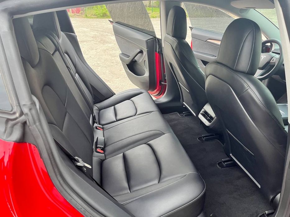 Тесла модел 3 tesla model 3  tesla m3
