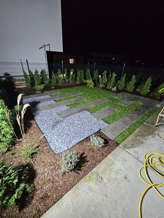 ОЗЕЛЕННЯ ДІЛЯНКИ. Посадка, Стрижка туй та чистка дерев .