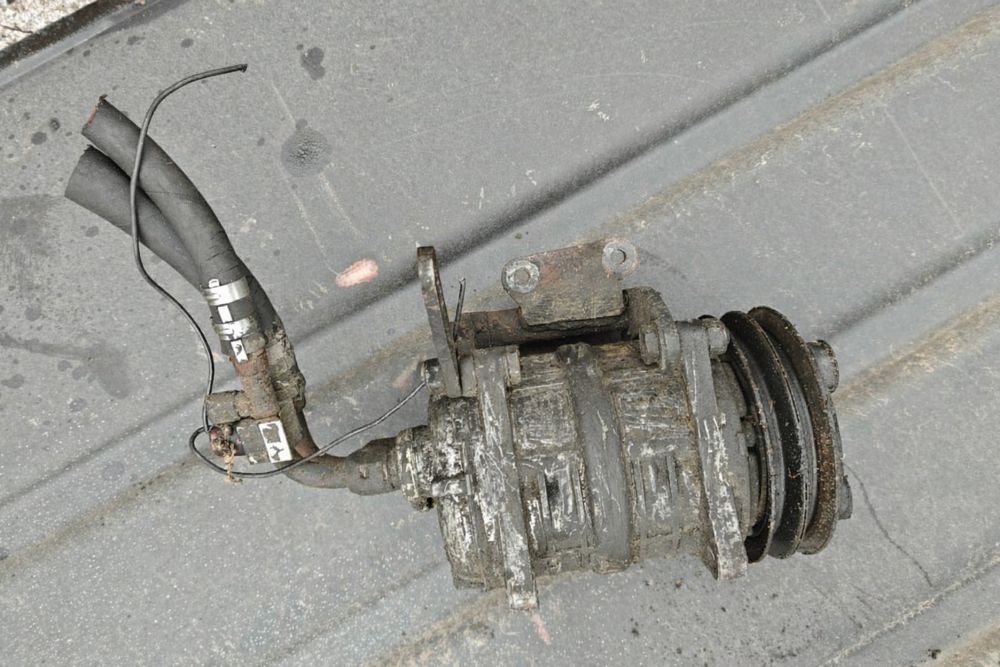 Компрессор рефрижератора ременной со шкивом Sprinter