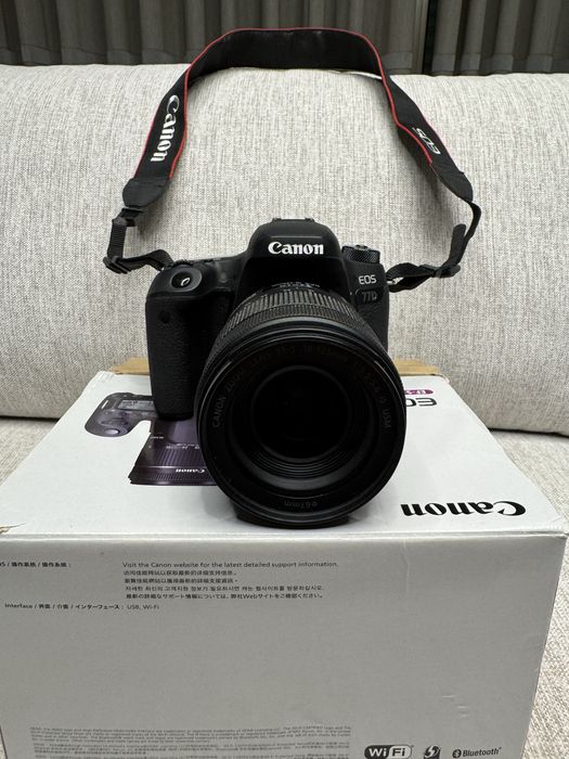 Canon EOS 77D + Objetiva Canon EF-S 18-135mm