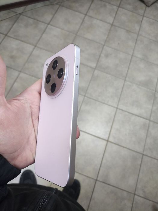 Oppo find x8 12/512 dimensity 9400