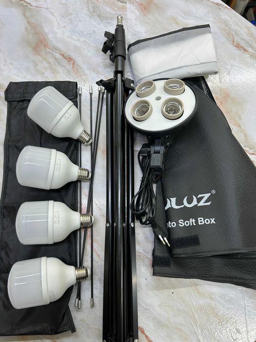 Студійне постійне світло / Софтбокси PULUZ (комплект 2 шт., 8 ламп + штативи) — Стан нових