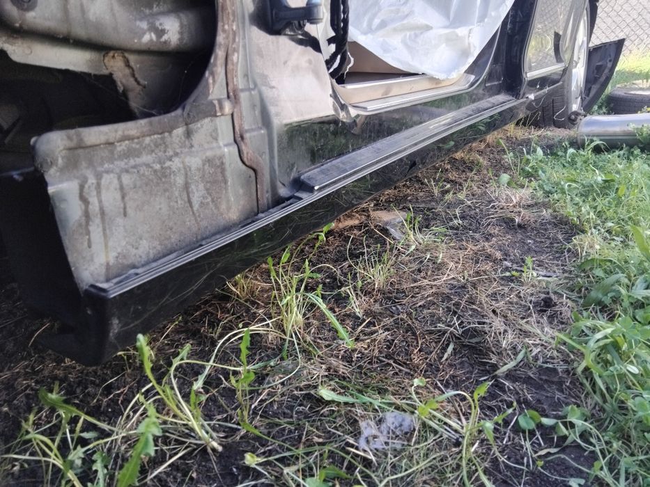 Mercedes w221 listwa progowa lewa prawa