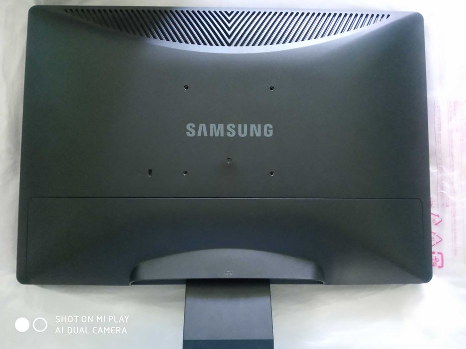 Монітор 22" 1680x1050 Samsung SyncMaster 226BW