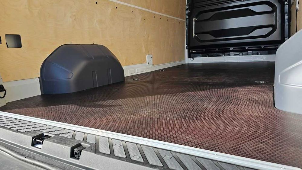 Podłoga Brązowa 9mm L3-Renault Master,Nissan Interstar-WYSYŁKA GRATIS!