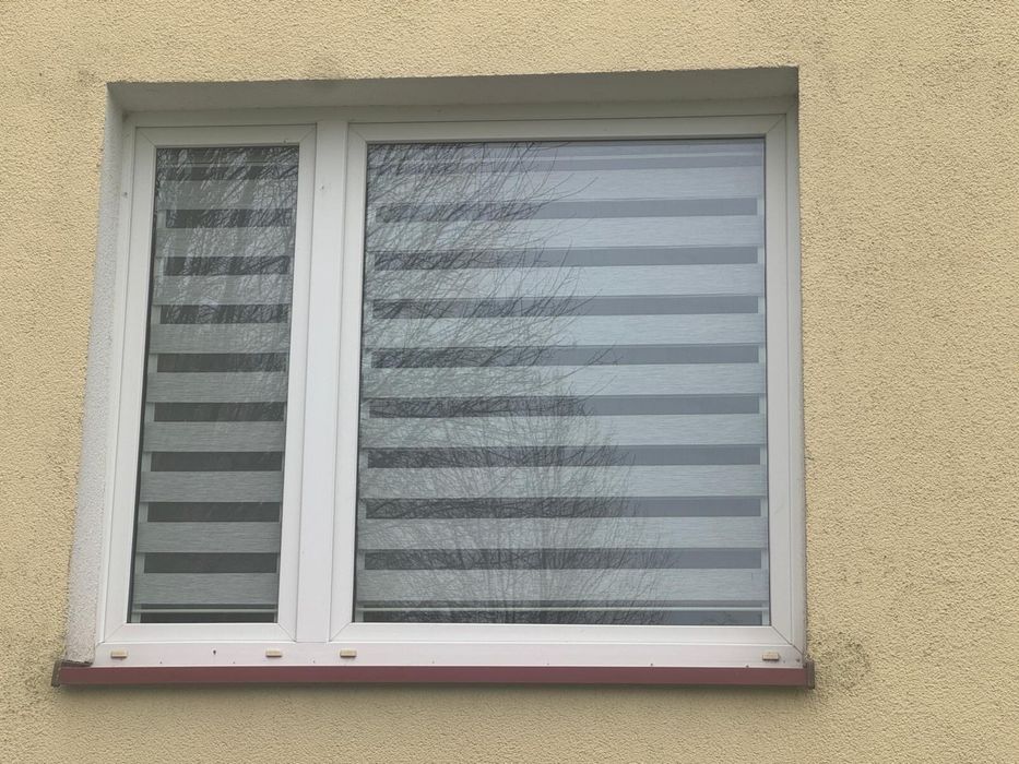 Okna plastykowe  z roletami z demontazu   stan idealny