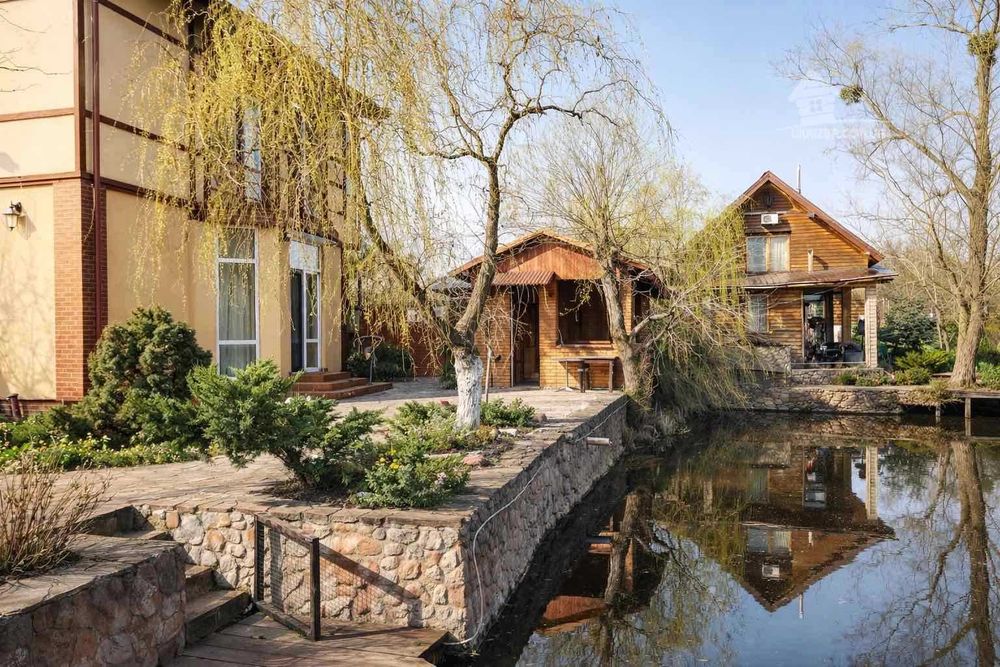 Русанівські Сади.Будинок 270кв.Оренда на літо від 1 до 4 місяців.Без %