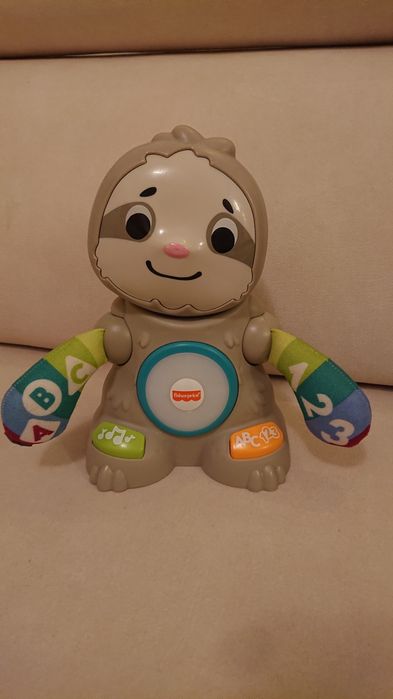 Leniwiec interaktywny z Fisher Price