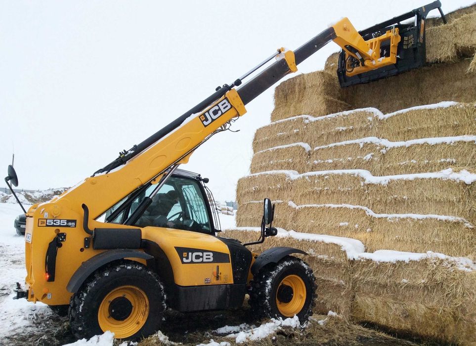 Оренда навантажувача екскаватора 3 cx 4 cx. Послуги спецтехніки