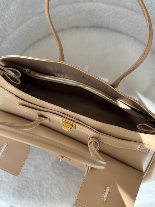 Сумка Balenciaga  Без коробки  4990 грн