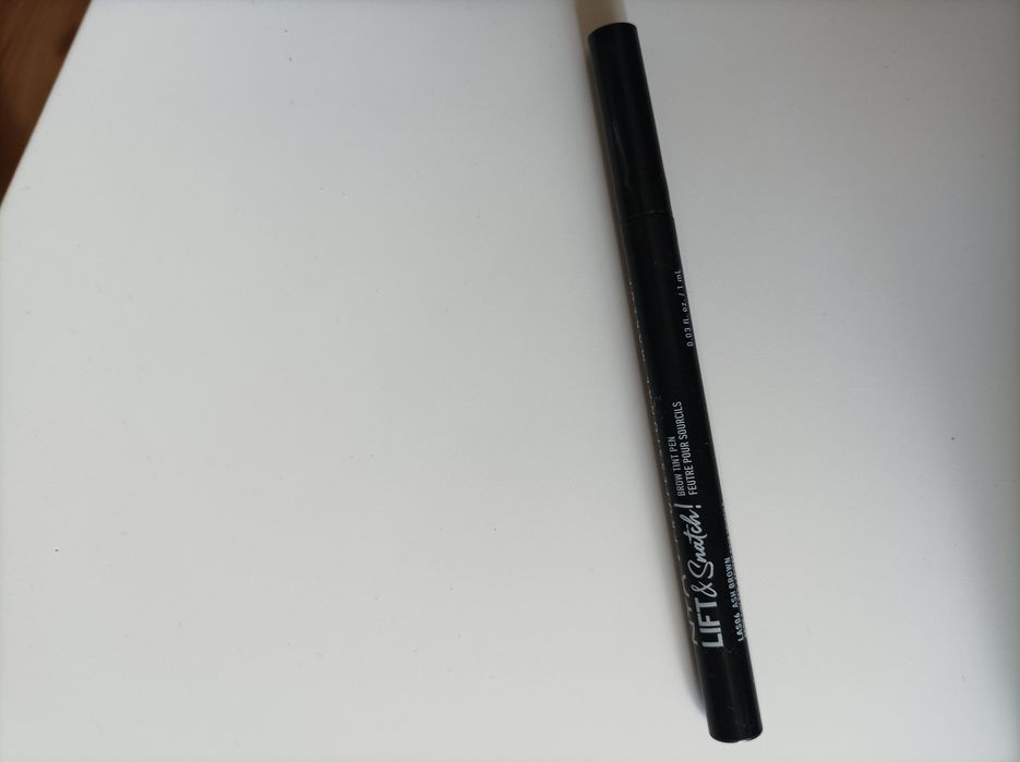 Nyx pisak do brwi odcień ash brown