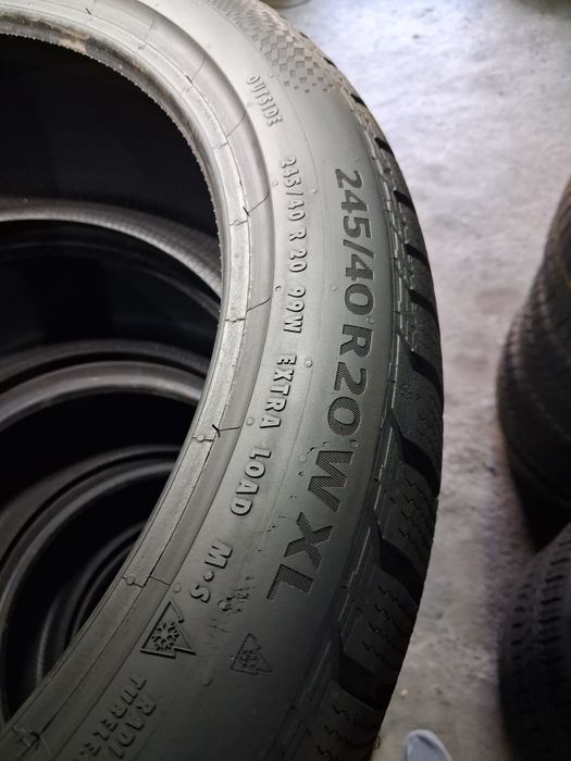 Разноширокий комплект 275/35; 245/40 R20 Continental Conti Winter TS 860S шини б/у зима