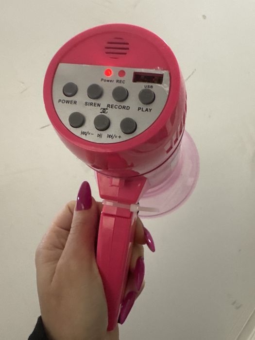 Nowy megafon rozowy