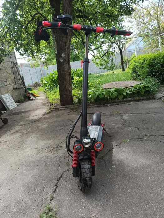Продам електросамркат KugooKirin M4Pro