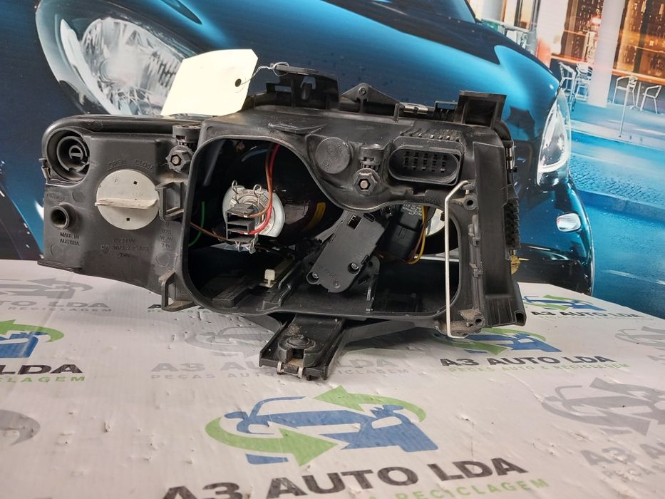 Ótica esquerda AUDI A4